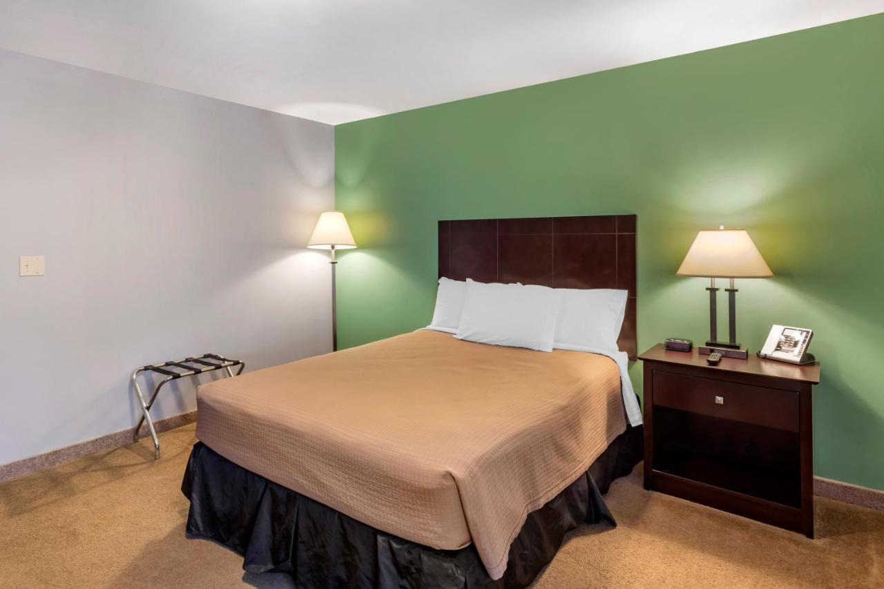 The Riverstone Inn Towanda Экстерьер фото