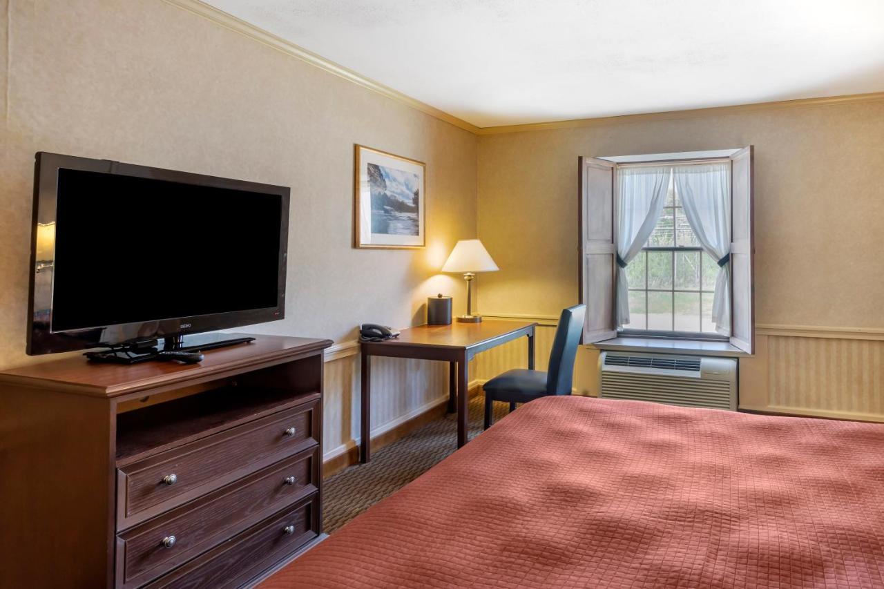 The Riverstone Inn Towanda Экстерьер фото