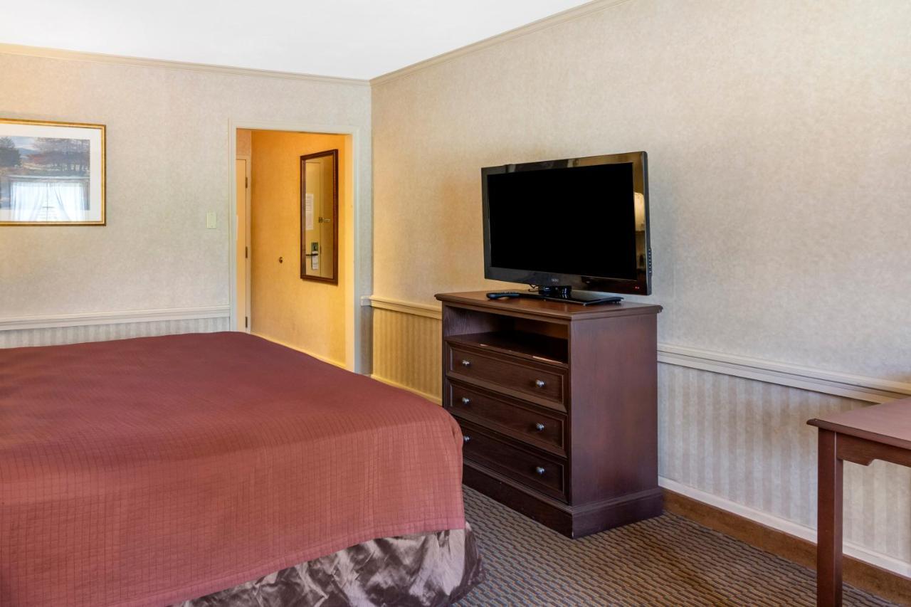 The Riverstone Inn Towanda Экстерьер фото